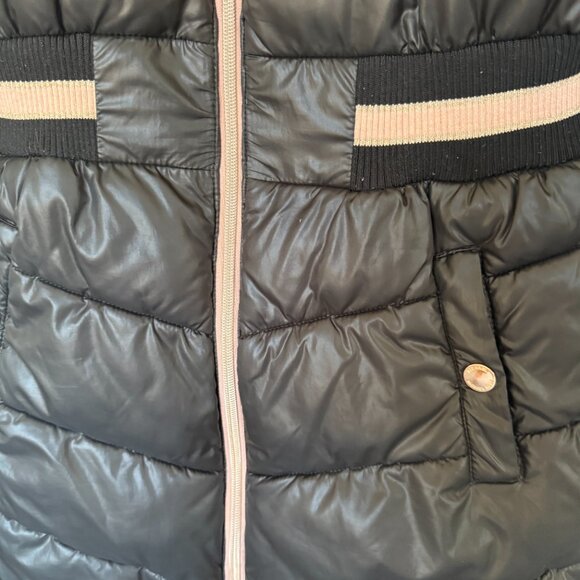 Michael Kors Kids Black Puffer Jacket Quilted Pink Fleece Lined MK Logo Zipper - Picture 3 of 16